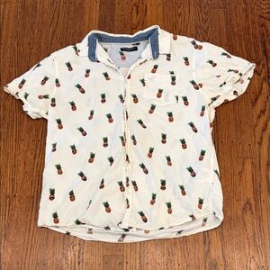 Brave Soul Mens Pineapple Print Short Sleeve Button Down Shirt — Size M